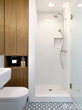 55平米小户型装修 卫生间浴室装修图