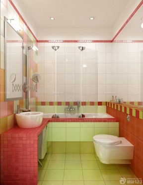 小户型卫生间装饰 绿色地砖装修效果图片