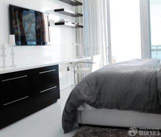 65平小户型现代卧室装修效果图
