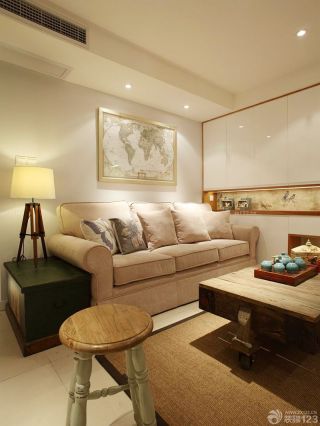 日式风格小户型布艺沙发图片