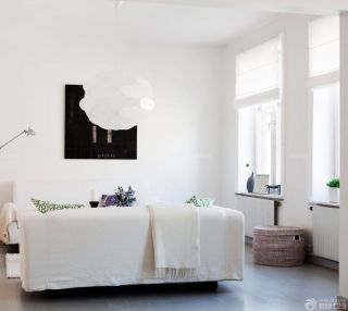 北欧风格小户型家装客厅白色墙面装修效果图片
