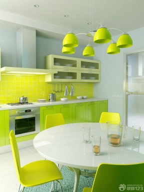 敞开式厨房效果图2020款 绿色橱柜装修效果图片