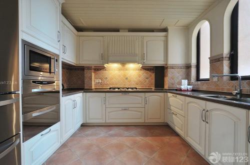 家装欧式田园厨房白色橱柜装修效果图片
