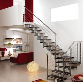 跃层楼梯设计效果图小户型 不锈钢楼梯栏杆