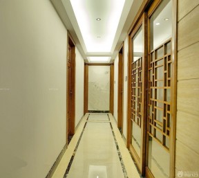 中式走廊玄关装修效果图 温馨小户型装修效果图片