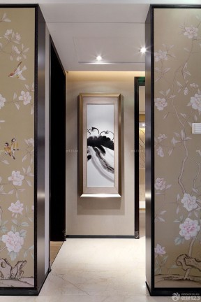 中式走廊玄关装修效果图 中式壁纸装修效果图片