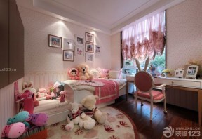 女孩儿童房温馨卧室装修设计图片