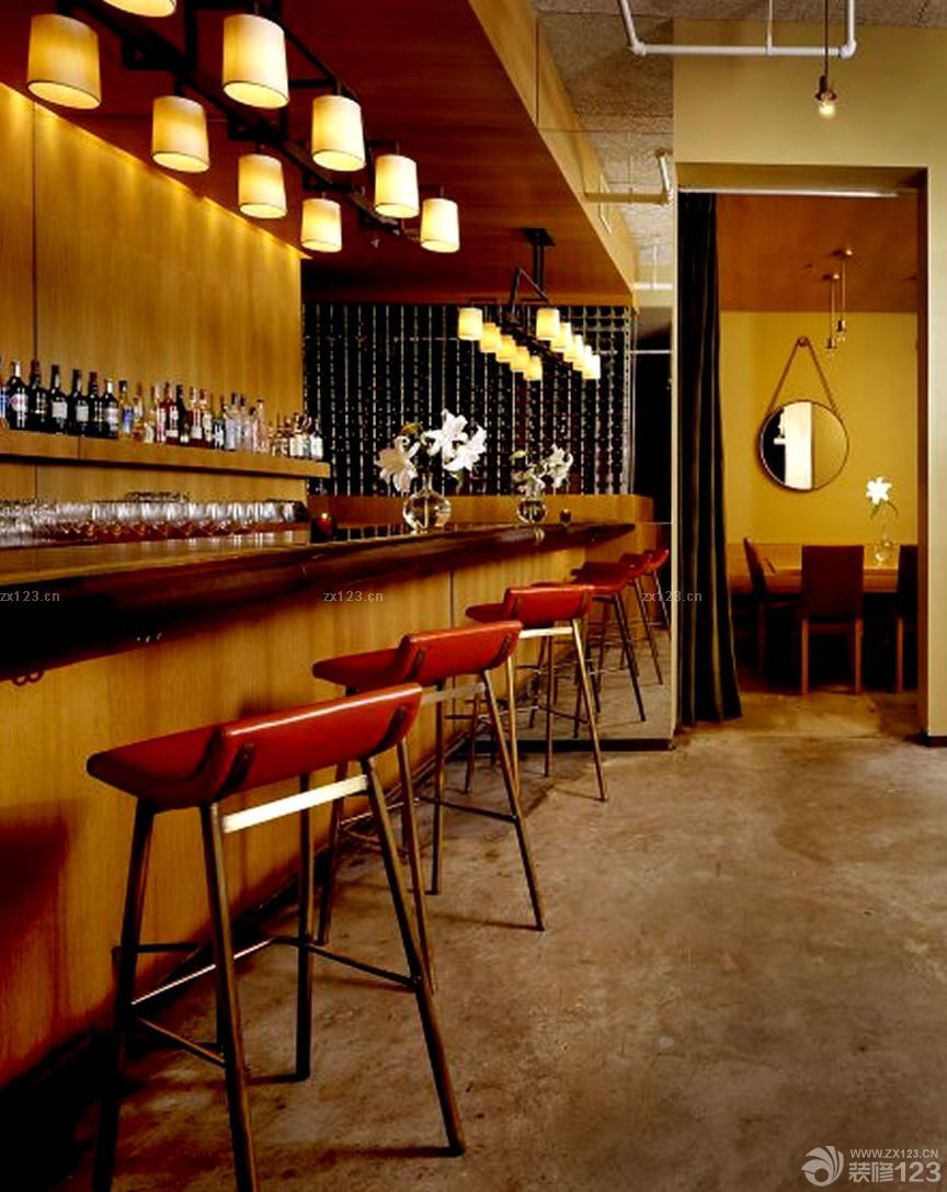 酒吧室内玻璃背景墙装修效果图片