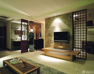 中式经典小户型客厅瓷砖背景墙装修效果图