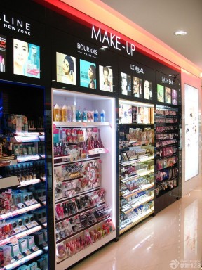 简约化妆品店设计展示柜装修效果图片