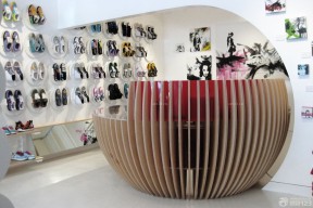 小型鞋店装修效果图 个性背景墙