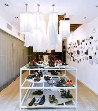小型鞋店吊灯装修效果图片