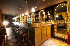 小酒吧吧台装修效果图 背景墙设计