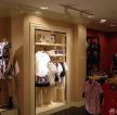 最新服装店室内墙纸装修图