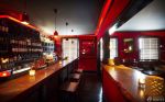 时尚日式酒吧红色墙面装修效果图片