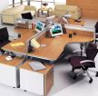 小型办公室办公桌椅摆设装修效果图片