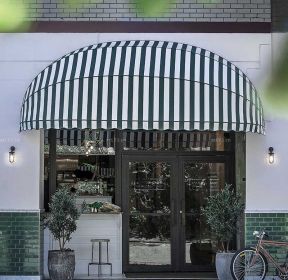 2022小酒吧门头装修效果图