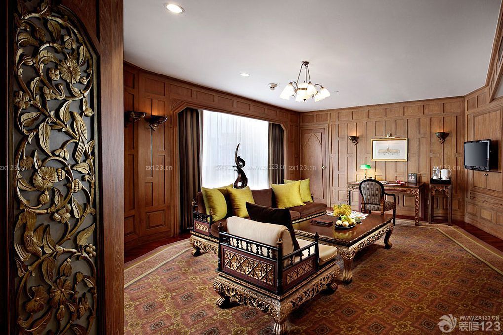 泰式风格客厅木质墙面装修效果图片