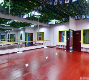 少儿学校舞蹈室吊顶装饰设计效果图