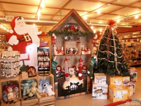 日式风格圣诞店面装饰效果图