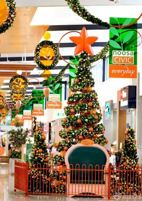 圣诞节商场布置 走廊装修效果图片