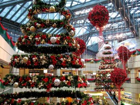 圣诞节商场布置 大型商场效果图