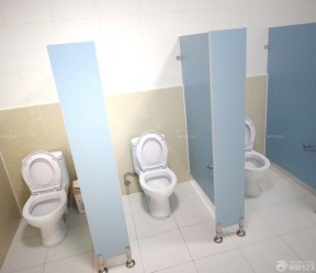 学校厕所装修效果图 白色地砖装修效果图片