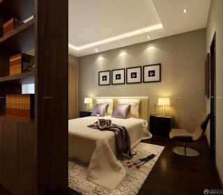 泰式卧室深褐色木地板设计装修效果图片