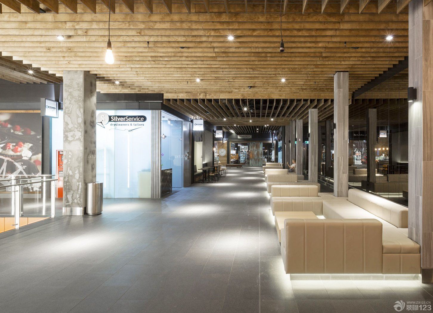 2015商场背景墙装修效果图片