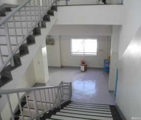 学校楼梯效果图 楼梯间设计