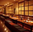 温馨日本酒吧木质茶几装修效果图片
