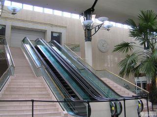 商场楼梯装修效果图片