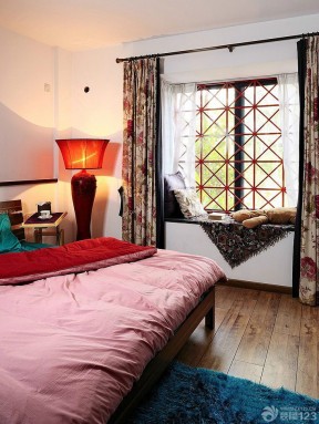 卧室飘窗装修效果图 美式乡村风格