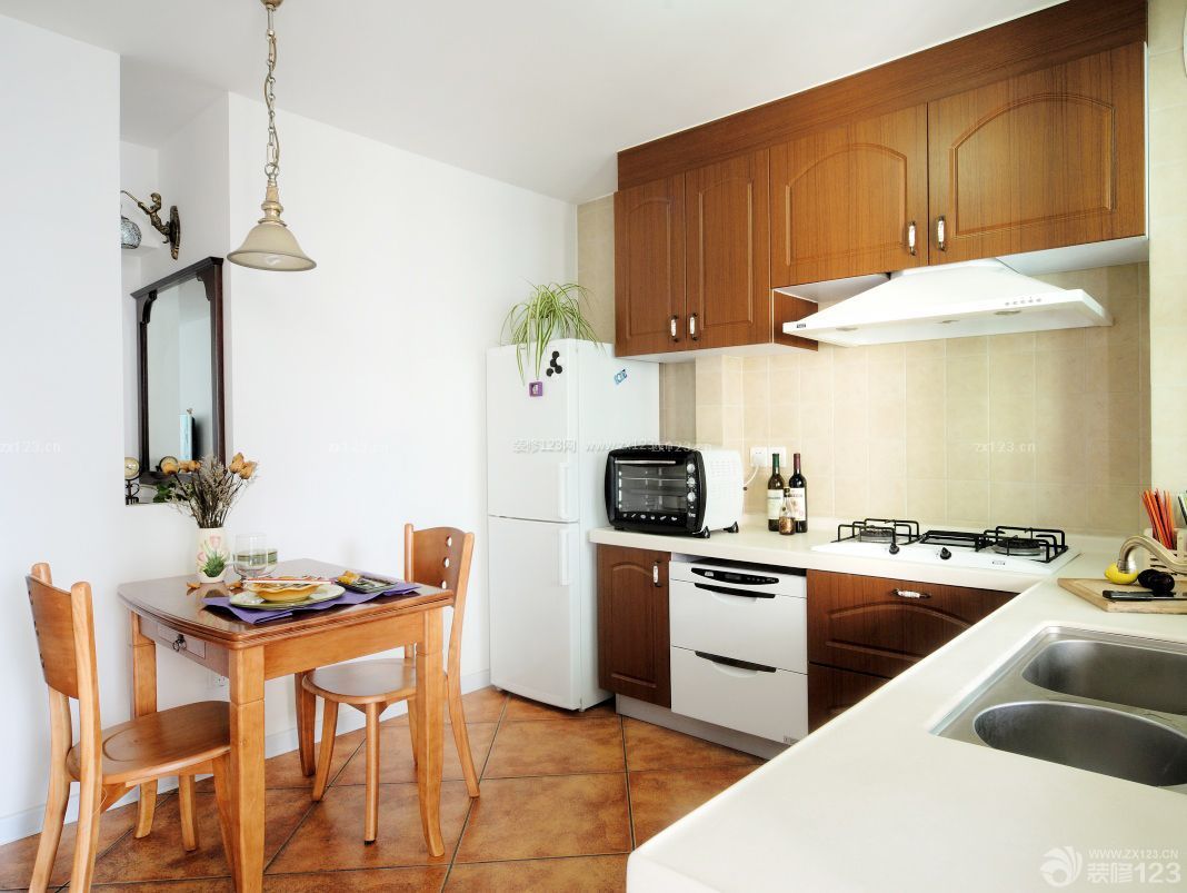 小户型室内餐厅厨房设计效果图片