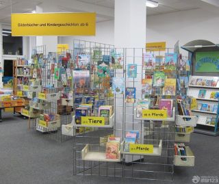 国外儿童图书馆室内简易书架设计图片2023