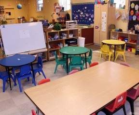 小型幼儿园教室设计效果图图片大全 