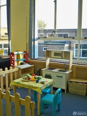 国外幼儿园装修效果图 窗户装修