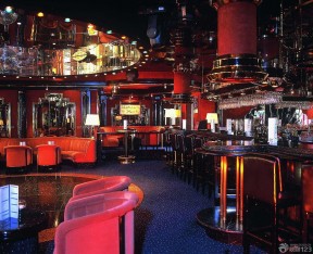 大型复古酒吧设计装修效果图