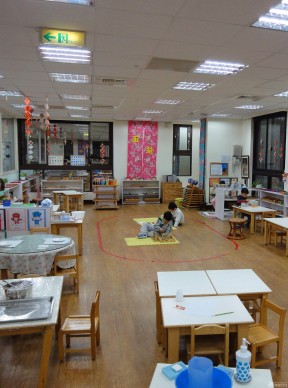 北京幼儿园装修效果图 集成吊顶灯装修效果图片