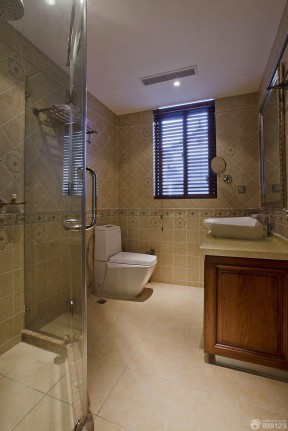 厕所窗帘效果图 欧式古典风格
