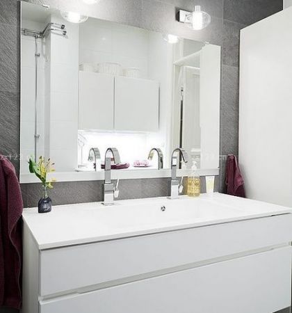 洗手间壁灯装修设计效果图片