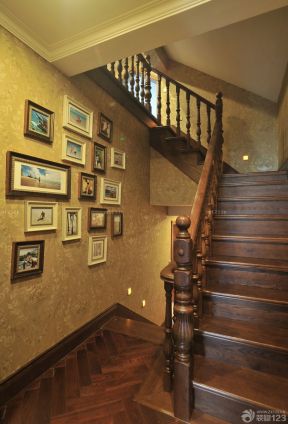 200平米房子实木楼梯装修效果图