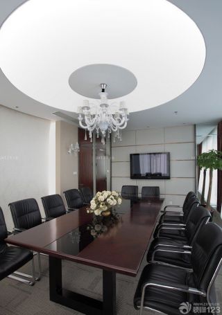 小型办公室水晶吊灯装潢设计效果图片