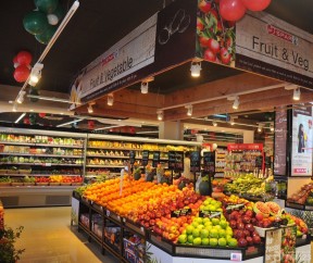 水果超市装修效果图 木质吊顶