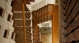 上海家居楼梯装修验收规范要求？楼梯安装后要如何验收？