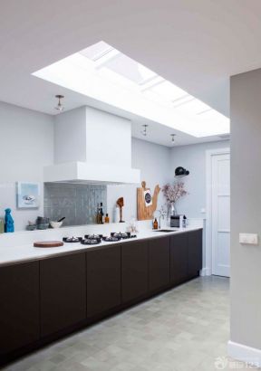 70平米两室一厅小厨房简单装饰设计效果图