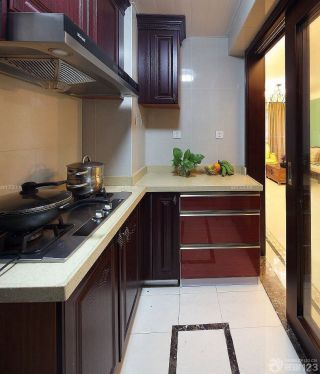 70平米两室一厅小厨房橱柜门装饰装修效果图片 