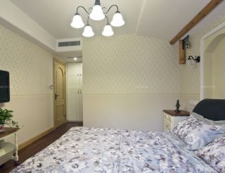 60平两室一厅卧室壁纸装修样板间图片
