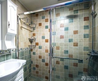 90平两室两厅瓷砖卫浴装修案例 