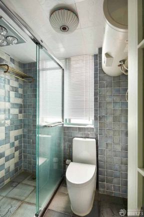 90平米小户型浪漫的主卧室卫生间装修效果图 吸顶灯装修效果图片